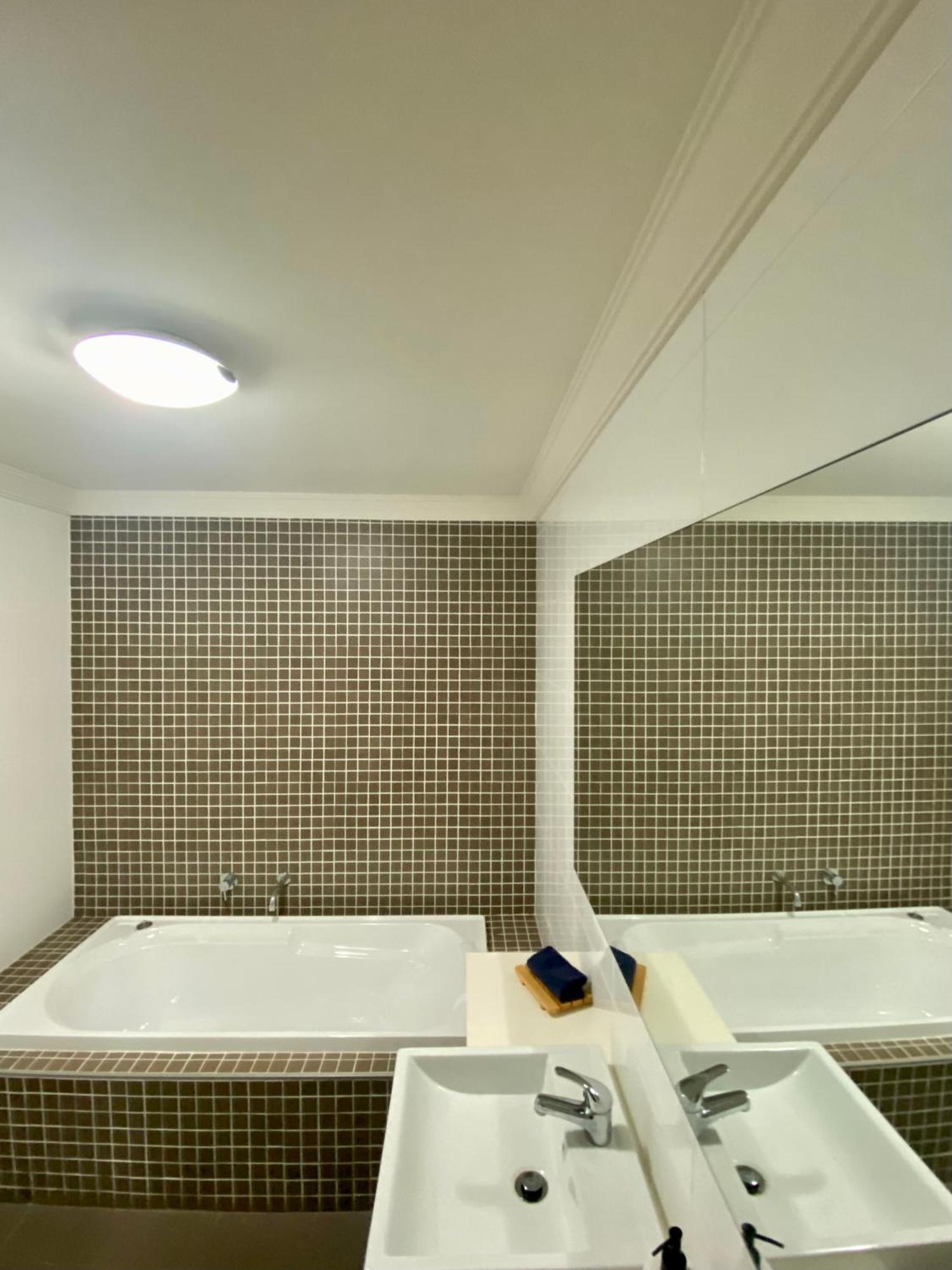 Port Denison Beach Resort Luaran gambar