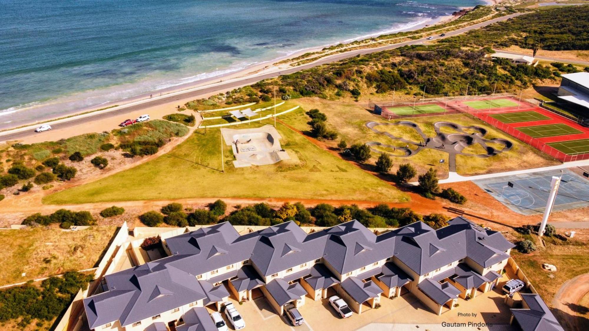 Port Denison Beach Resort Luaran gambar